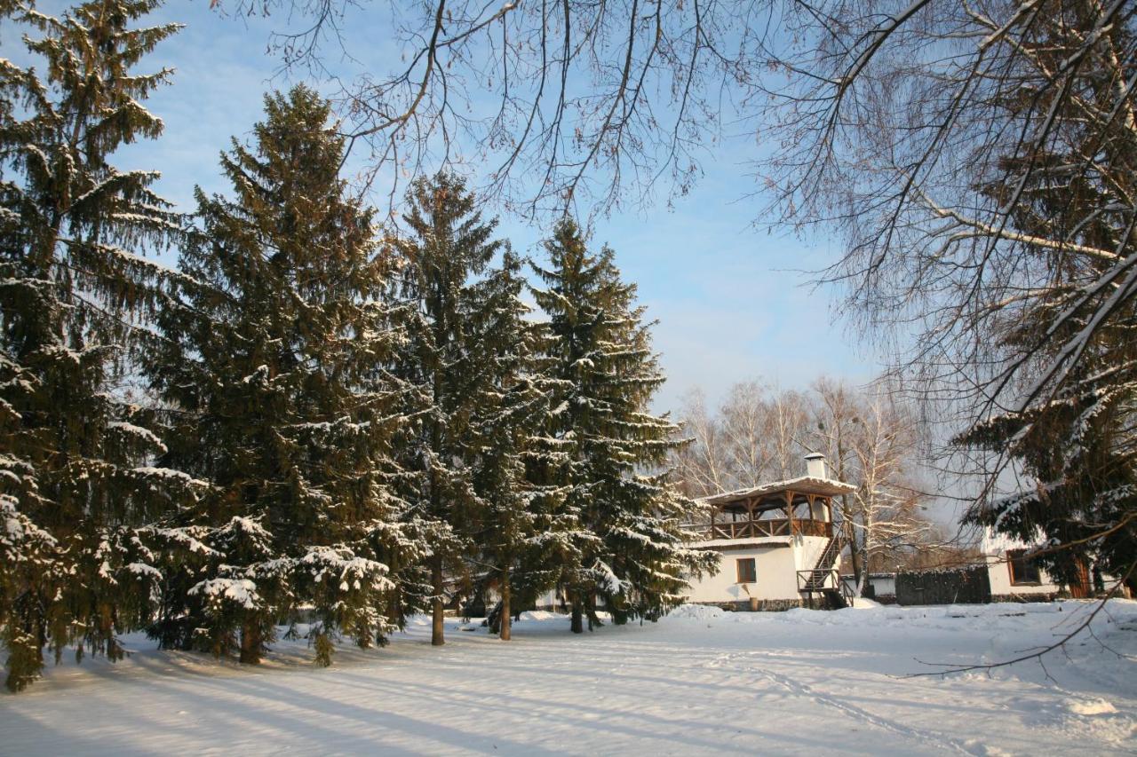 Гостинний Двір На Хуторі Хрещатик Exterior foto