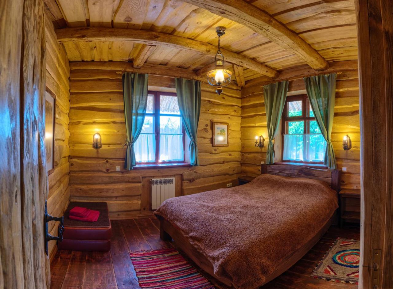 Гостинний Двір На Хуторі Хрещатик Exterior foto