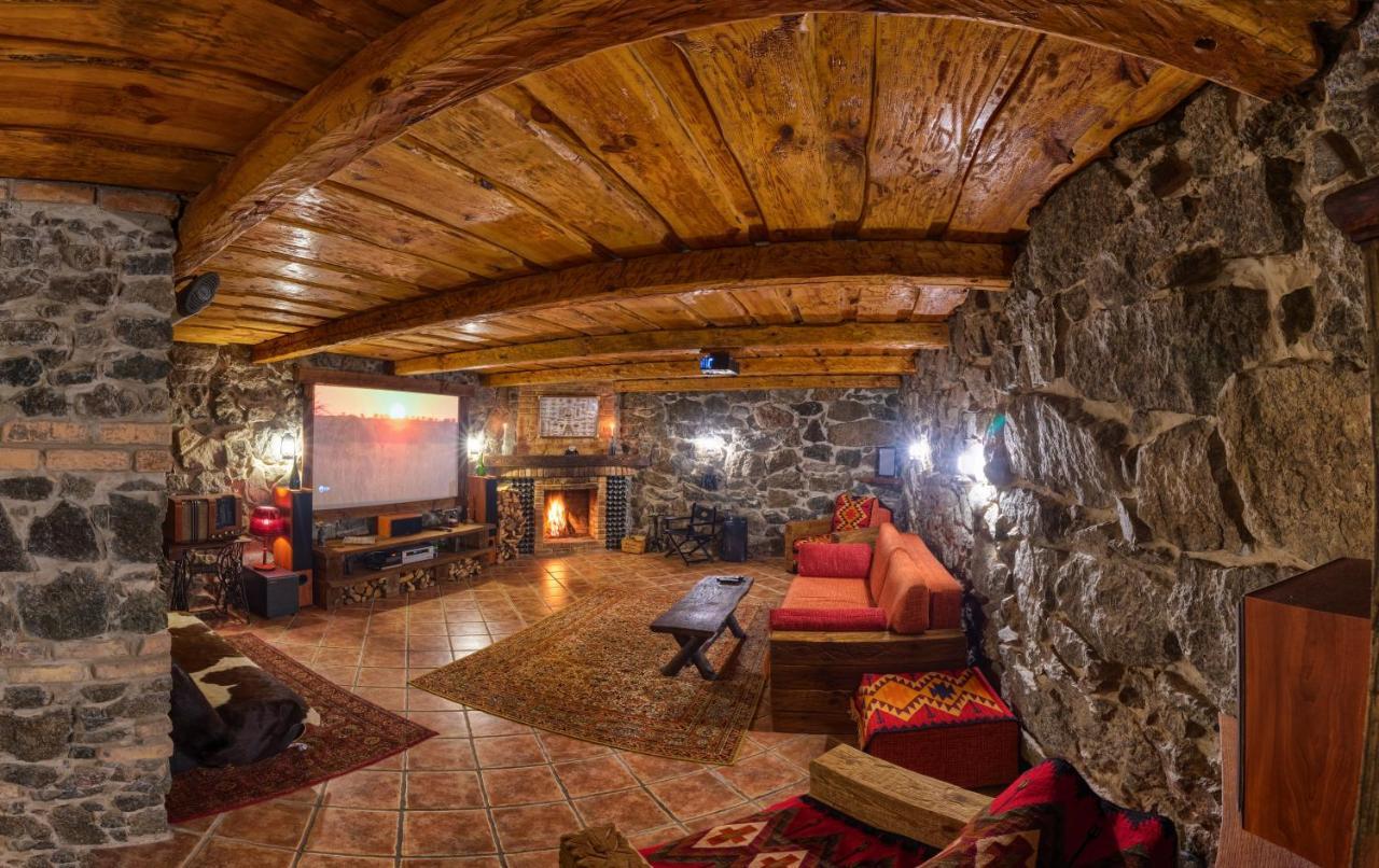 Гостинний Двір На Хуторі Хрещатик Exterior foto